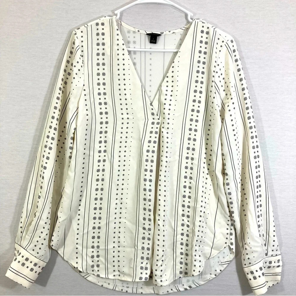 Ann Taylor White Black V-Neck Long Sleeve Top size Small